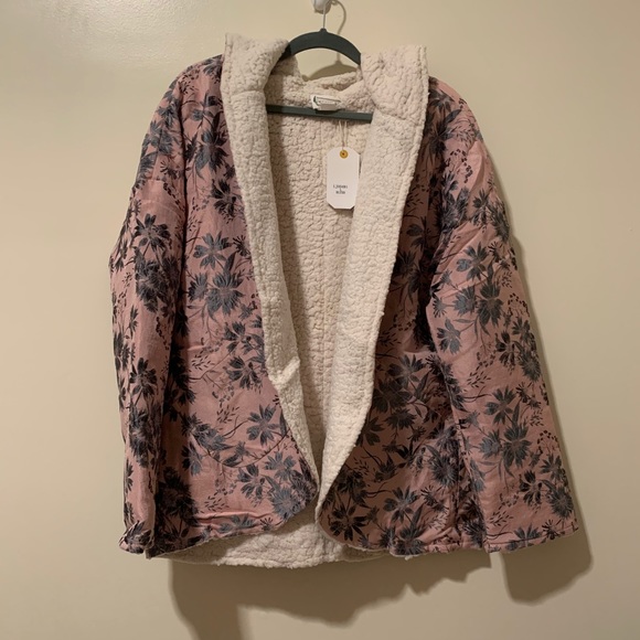 BLUSH FLORAL FAUX FUR LINED CARDIGAN - Picture 5 of 7